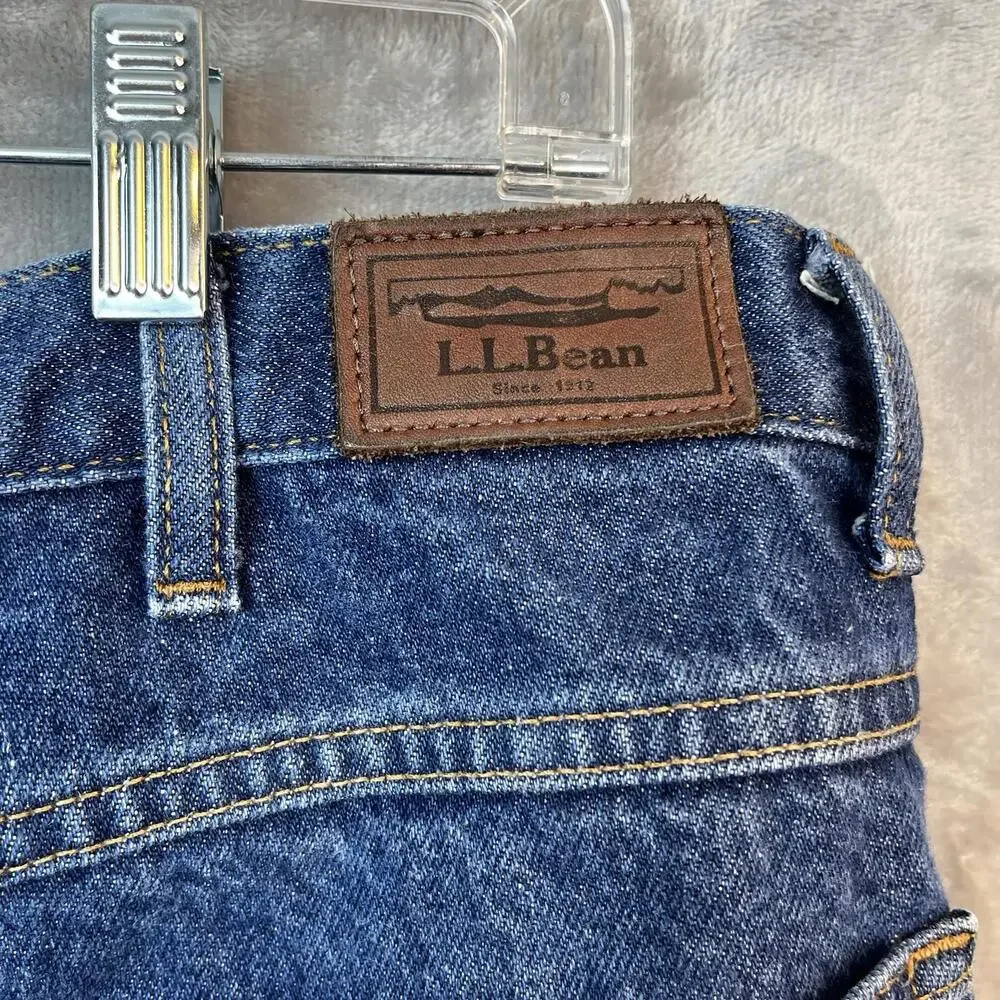 L L Bean Mens Jeans Natural Fit Size 38 x29 104731 Denim Straight Leg Chore Work